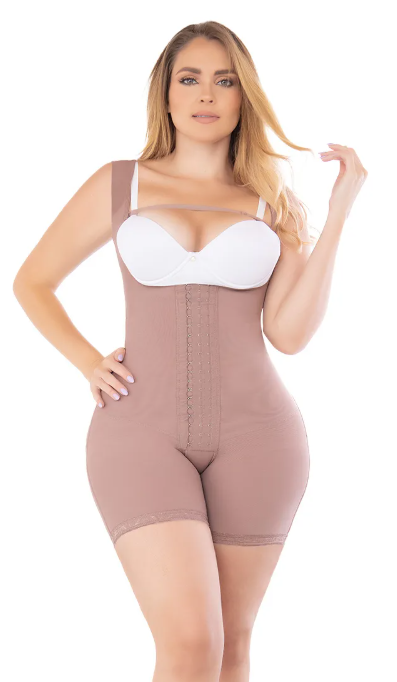 FAJA MUSLO COMPRESION ALTA CON COBERTURA COMPLETA EN ESPALDA 3 NIVELES DE BROCHES FAJATE